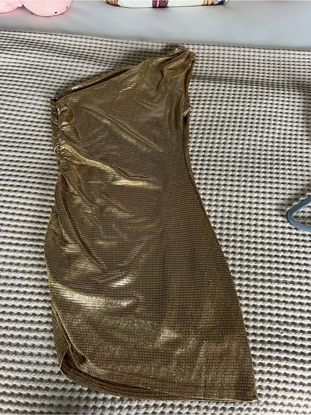 Gold One-Shoulder Metallic dress